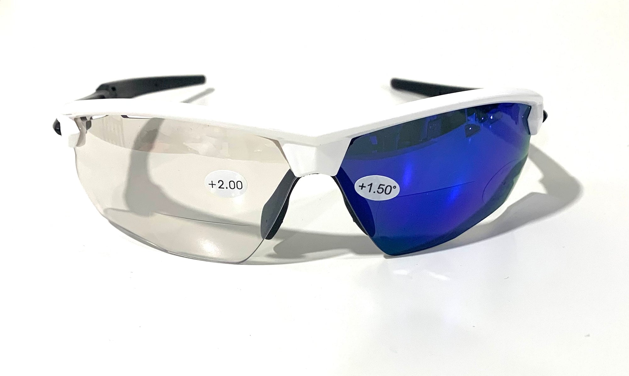 NZ2 White Black with two Bonus sets of Bi Focal Lenses